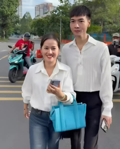 Hoãn phiên phúc thẩm vụ tranh chấp giữa con gái và em ruột NSƯT Vũ Linh