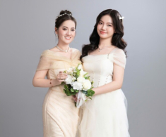 Hồng Loan con gái NSƯT Vũ Linh khoe ái nữ đã 18 tuổi, cháu ngoại được khen xinh xắn, có nét giống “ông hoàng cải lương”