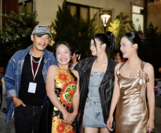 Huyền Sâm: Nữ diễn viên o ép chồng con trên phim, ngoài đời xuất hiện lộng lẫy trên thảm đỏ