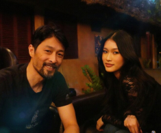Johnny Trí Nguyễn hiếm hoi khoe con gái út đẹp như minh tinh, dân tình thi nhau nhận “bố vợ”