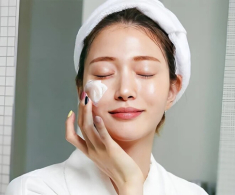 Kem chống nắng có thể thay thế kem dưỡng da ban ngày không? Câu trả lời sẽ khiến nhiều người phải thay đổi thói quen