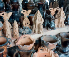 Khám phá làng gốm gắn liền huyền tích của vị vua Chăm Pa, hút khách du lịch nhờ sản phẩm độc bản, mang đậm văn hóa truyền thống