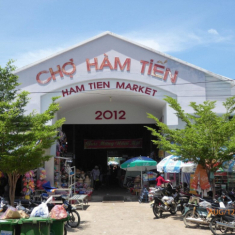 Khu chợ hơn 300 tuổi ở Bình Thuận: Xưa chỉ buôn bán nhỏ, nay thành chợ sầm uất bậc nhất thành phố