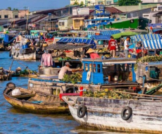 Khu chợ là niềm tự hào của người Cà Mau, siêu hút khách Tây nhờ nét văn hóa độc đáo