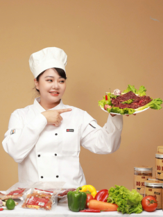 Kim Thuỷ đồng hành cùng bà con Tây Nguyên tạo ra siêu phẩm từ thịt bò thượng hạng