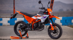 KTM 390 SMC R 2025 – Khi niềm vui lái xe không cần đến túi tiền dày