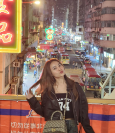 Lan Ngọc check in những con phố Việt ở Hong Kong