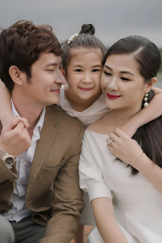Mạc Anh Thư: “Tôi và Huy Khánh giờ chỉ còn tình thân”
