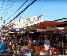 Mách bạn khu chợ sầm uất bậc nhất Đồng Nai, muốn mua gì cũng có mà giá cực rẻ