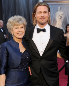 Mẹ Brad Pitt qua đời