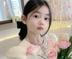 Mẹ định đặt tên cho con là Nguyễn Thù Hận, nhân viên tư pháp sửa thành tên cực hay, đứa trẻ giờ rất thành đạt