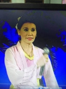 Mẹ ruột Hồ Ngọc Hà khoe nhan sắc trên truyền hình 25 năm trước, thời trẻ đẹp “một chín một mười” với con gái
