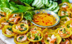 Món bánh đặc sản Vũng Tàu có tên gọi lạ, công đoạn chế biến siêu cầu kỳ, phải biết cách ăn mới chuẩn vị