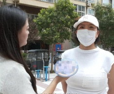 Mừng rỡ vì yêu được đại gia, người phụ nữ điếng người khi gặp con trai riêng của anh
