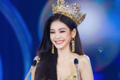 Mỹ nhân được “cưng” hơn cả Thùy Tiên, từng chật vật bán rau kiếm sống, giờ “đẻ trứng vàng” hot nhất làng Hoa hậu