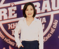 Nghệ sĩ Hồng Đào thừa nhận “hay điên vì tình”, 62 tuổi vẫn ôm hy vọng gặp được “hồng hài nhi”