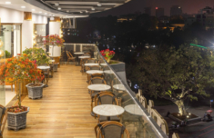 Những hàng quán Hà Nội mở xuyên Tết