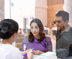 Ở tuổi U50, Cao Minh Đạt làm IVF để tìm con sau 9 năm, từng 2 lần “cưới hụt” trước khi đến với vợ doanh nhân