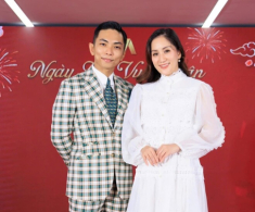 Phan Hiển kể chuyện “thời còn nghèo” cùng Khánh Thi, là thiếu gia nhưng từng phải đi vay mượn khắp nơi, nhờ cả mẹ vợ hỗ trợ