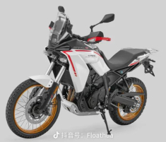QJMOTOR SRT400X – Gương mặt mới đầy tiềm năng cho dân mê phượt tầm trung