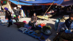 “Săn” sản vật độc lạ ở phiên chợ Cao Bằng, người mua người bán đều vui vẻ vì một lý do