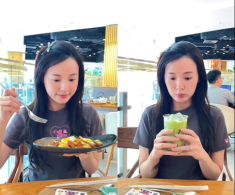 Sao Việt 24h: Midu “trẻ như sinh viên” khi du lịch cùng chồng, Minh Đạt giữ nguyên ánh mắt si mê nhìn vợ như những ngày đầu