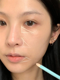 Tết này muốn trang điểm đẹp tự nhiên và trẻ trung, chị em phải nắm công thức đánh sáng 5 bước bất bại