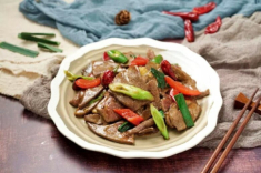Thứ này chỉ khoảng 60.000đ/kg, dinh dưỡng gấp 10 lần thịt lợn, tiếc là nhiều người không hiểu, đem xào cực ngon
