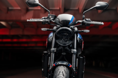 Triumph Trident Triple Tribute 2025 trở lại với phối màu mới bùng nổ hơn năm trước!