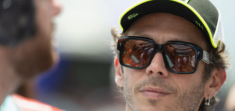 Valentino Rossi và ‘hiệu ứng tan vỡ’ tại British GP 2025 - Khi con số không biết nói dối