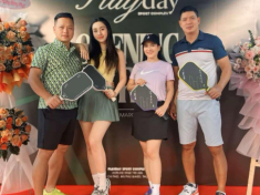 Vợ đẹp Bình Minh từng bị chê kém sắc, nay đứng cạnh Á hậu 9X dù thua chiều cao vẫn rực rỡ