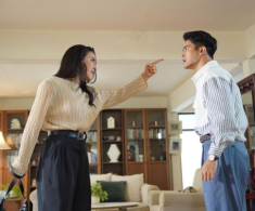 Vợ hỗn hào tôi đưa về ngoại nhờ dạy lại, hôm sau vội đến xin lỗi khi thấy bài đăng của bố vợ trên Facebook