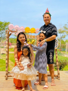 2 sao nữ tên Quỳnh Anh: Đều từng đổ vỡ hôn nhân, có con 12 tuổi sở hữu chiều cao “khủng”