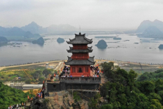 8 điểm đến tâm linh gần Hà Nội thích hợp du xuân, có ngôi chùa cổ nhất Việt Nam, nơi lập nhiều kỷ lục châu Á