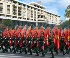 Cẩm nang chi tiết cho hội người “mê” lễ diễu binh, diễu hành 30/4: Cách có vị trí đẹp, lộ trình, chỗ gửi xe và thời gian bạn cần biết