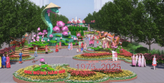 Cặp đôi Kim Tỵ, Ngân Tỵ ấn tượng ở tại Đường hoa Nguyễn Huệ Tết 2025