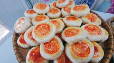 Người miền Tây có một loại bánh đặc biệt thành đặc sản mỗi dịp Tết Trung thu, cách chế biến cầu kỳ, tín đồ sầu riêng thích mê