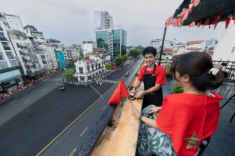“Săn” 3 quán cà phê view xem diễu binh ở Hà Nội: Có nơi mở xuyên đêm, có quán chỉ nhận 60 khách giá 300.000 đồng