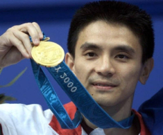 Từng là chú khỉ con vây quanh Tôn Ngộ Không, nam diễn viên Tây Du Ký về sau 3 lần giành HCV Olympic