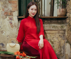 Từng nhận cát xê 50.000 đồng, Hồng Diễm giờ là “nữ hoàng rating VTV” vẫn dùng hàng hiệu “tiết kiệm”
