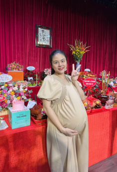 Vân Trang và vợ trẻ Chi Bảo cùng tăng 24kg khi mang bầu: Người tủi thân về ngoại hình, người đi du lịch sang chảnh
