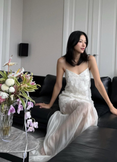 8 outfit đi cà phê học lỏm từ Hoa hậu Phương Khánh: Từ thanh lịch đến năng động cá tính, mặc gì lên hình cũng đẹp