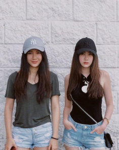 Bất ngờ với cặp chị em người Lào gốc Việt xinh đẹp ngọt ngào chẳng kém gì Hoa hậu