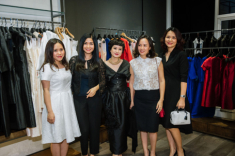 Ca sĩ Thùy Chi ngày càng xinh đẹp không ngại đội mưa xem thời trang