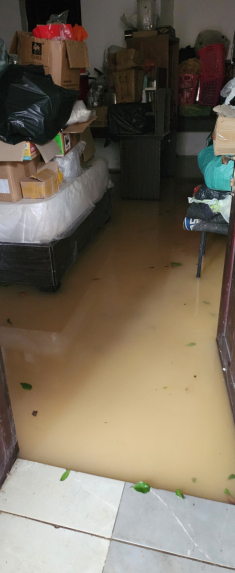 Cận cảnh ngôi nhà ca sĩ Ánh Tuyết ở Đà Nẵng ngập nặng