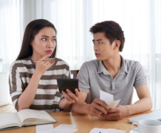 Chồng ép vợ cho em trai 200 triệu để khởi nghiệp, tôi đưa ra số tiền làm anh ấy sợ tái mặt