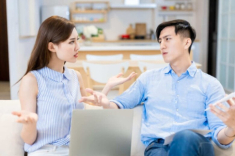 Cô bạn lỡ đánh đổ bát canh, phản ứng của chồng cô ấy khiến tôi quyết định về ly hôn chồng mình