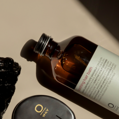 Da đầu mỏng yếu – Làm sạch thế nào để không làm tổn thương thêm?