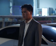 Đến nhà vợ cũ thăm con sau nửa năm ly hôn, thấy cảnh trong phòng ngủ mà mắt tôi đỏ hoe