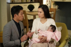 Đi công tác về, chồng liền kéo vợ vào phòng hâm nóng tình cảm, tôi lập tức ly hôn